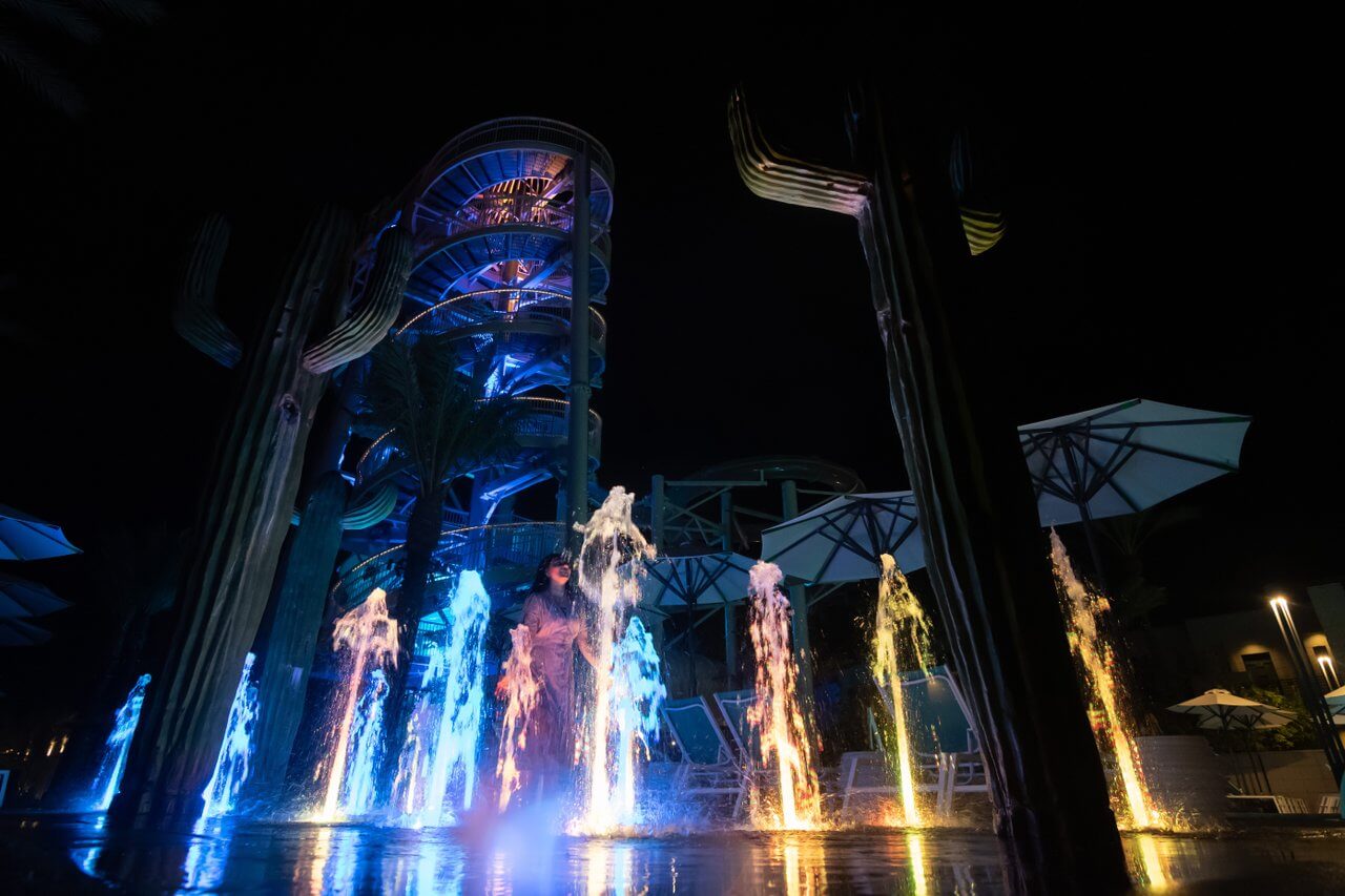 Water-slide with lights