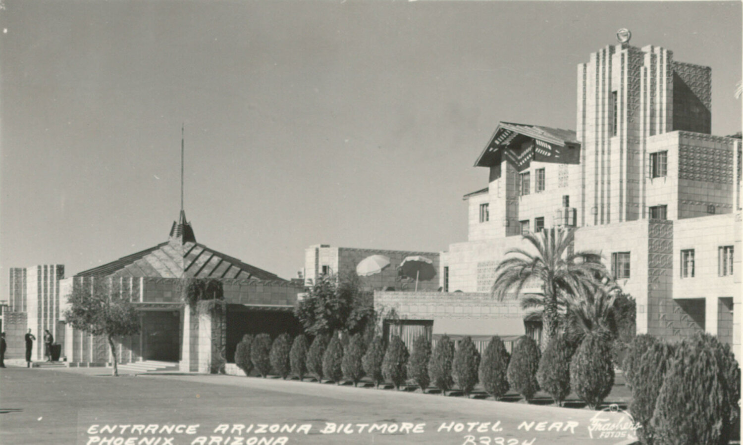 Entrance to Arizona Biltmore front