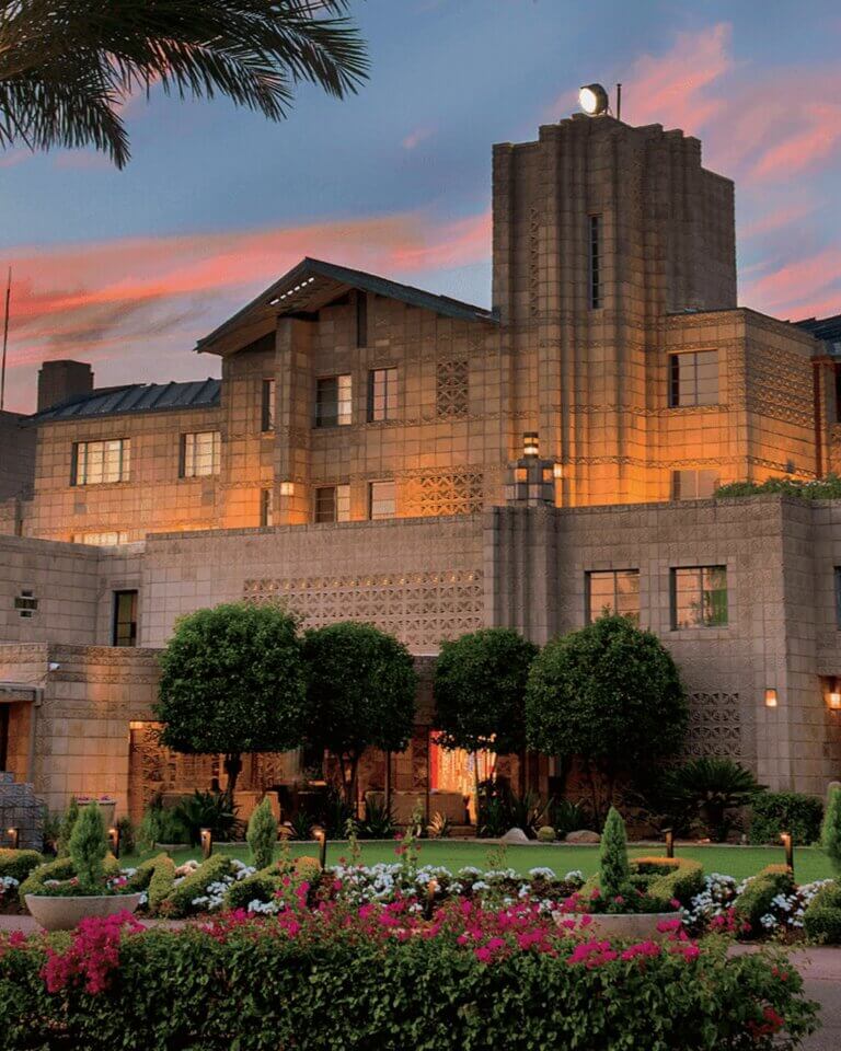 stay in splendor, Stay in Splendor